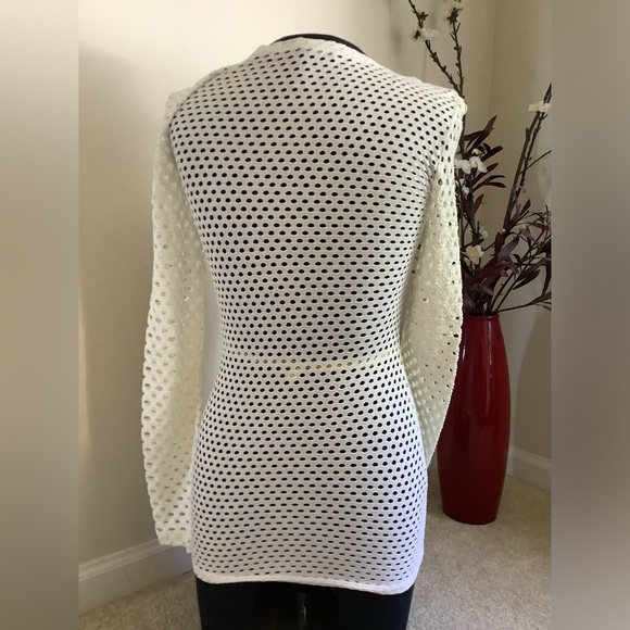 BCBGMaxAzria White Long Sleeve - Picture 2 of 3